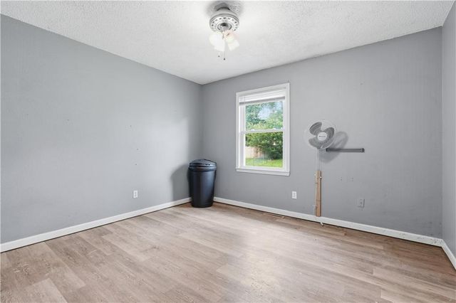 2602 Leewood Road, Harrisonville, MO 64701
