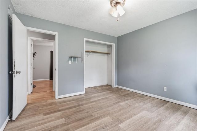 2602 Leewood Road, Harrisonville, MO 64701