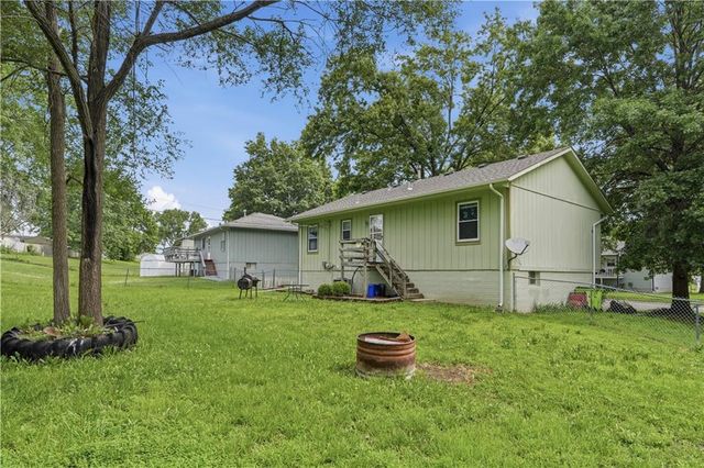 2602 Leewood Road, Harrisonville, MO 64701