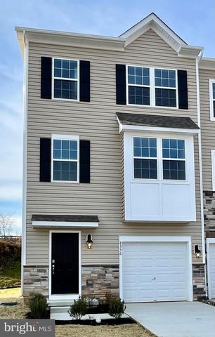 8336 ALEXANDER CT, Breinigsville, PA 18031