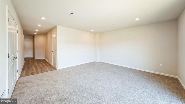 8336 ALEXANDER CT, Breinigsville, PA 18031