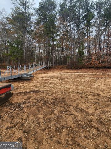 589 WATERVIEW Drive, Lagrange, GA 30240