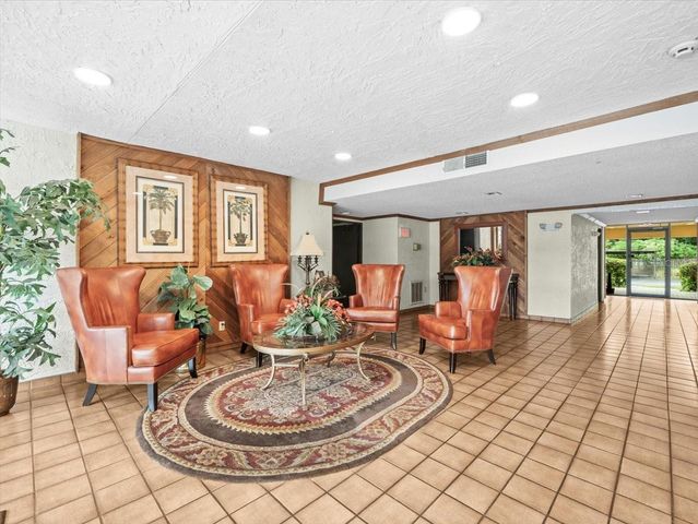 13604 S VILLAGE DRIVE 314, Tampa, FL 33618