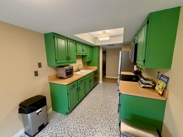 13604 S VILLAGE DRIVE 314, Tampa, FL 33618