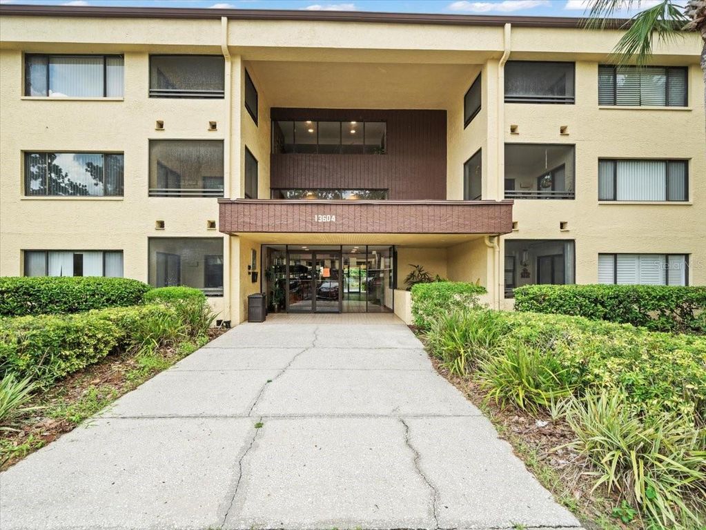 13604 S VILLAGE DRIVE 314, Tampa, FL 33618