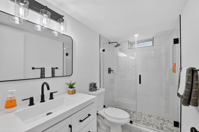 2300 NE 1st Lane 201, Boynton Beach, FL 33435
