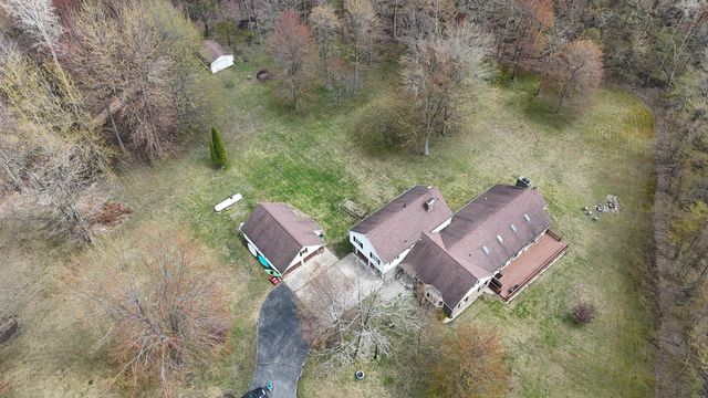 2430 Kaiser Road, Pinconning, MI 48650