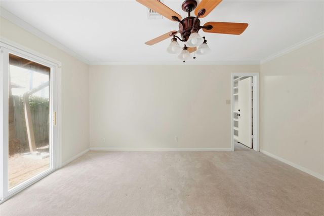 2206 Nantucket Drive B, Houston, TX 77057