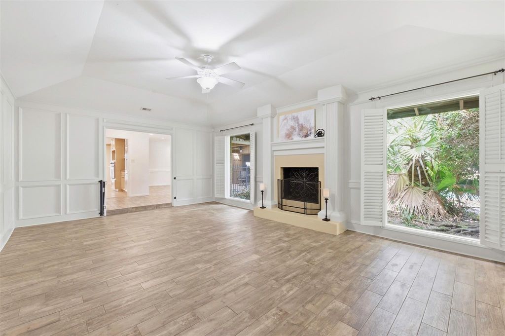 2206 Nantucket Drive B, Houston, TX 77057