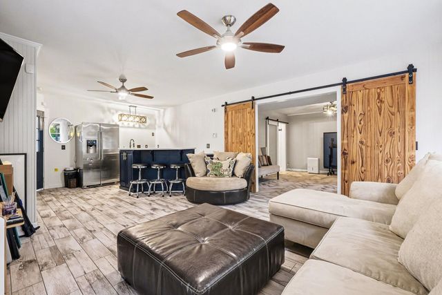 406 Hicks Rd, Nashville, TN 37221