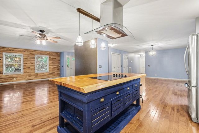 406 Hicks Rd, Nashville, TN 37221