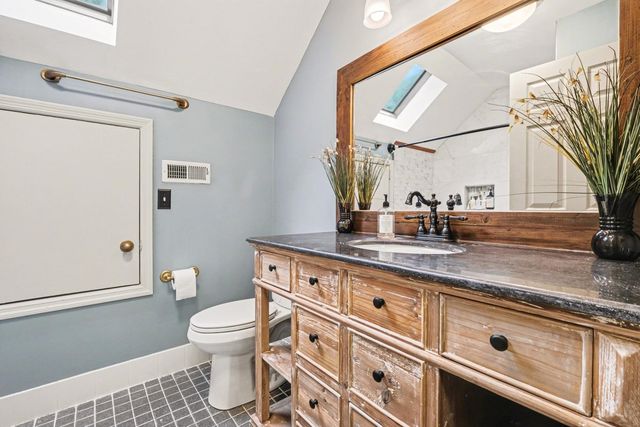 406 Hicks Rd, Nashville, TN 37221