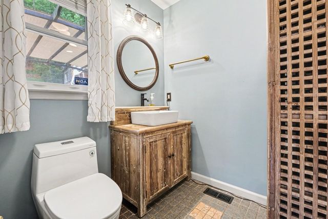 406 Hicks Rd, Nashville, TN 37221