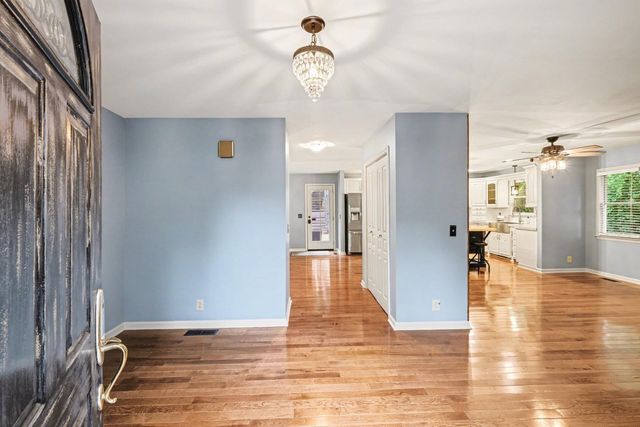 406 Hicks Rd, Nashville, TN 37221