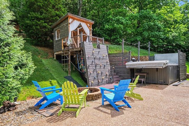 406 Hicks Rd, Nashville, TN 37221