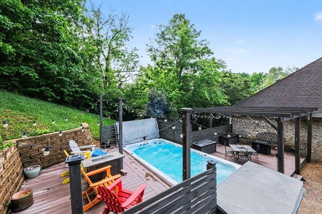 406 Hicks Rd, Nashville, TN 37221