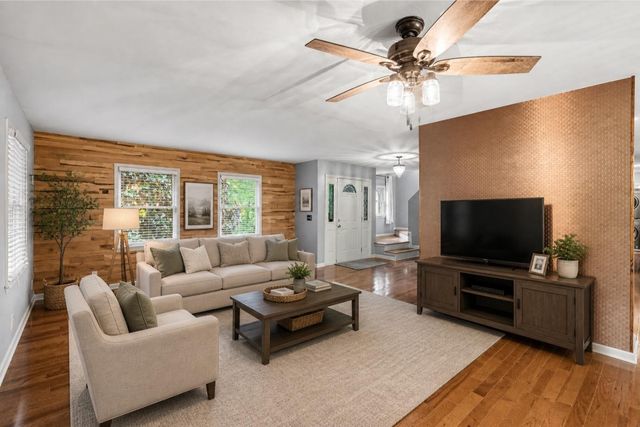 406 Hicks Rd, Nashville, TN 37221