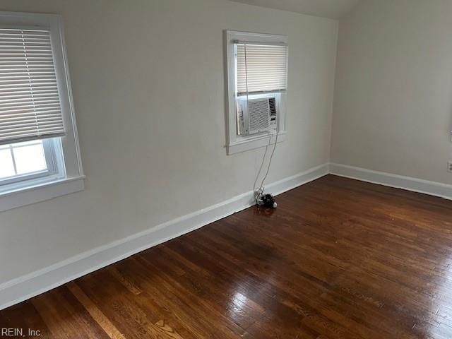 75 Gillis RD, Portsmouth, VA 23702