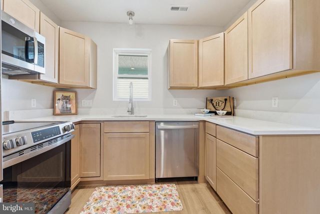 179 MANSFIELD ST, Fredericksburg, VA 22408