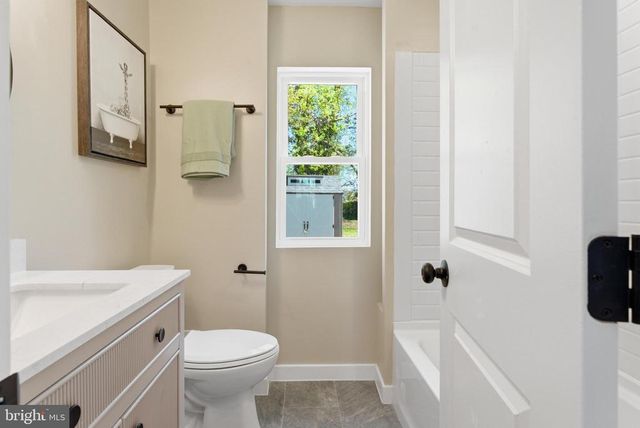 179 MANSFIELD ST, Fredericksburg, VA 22408