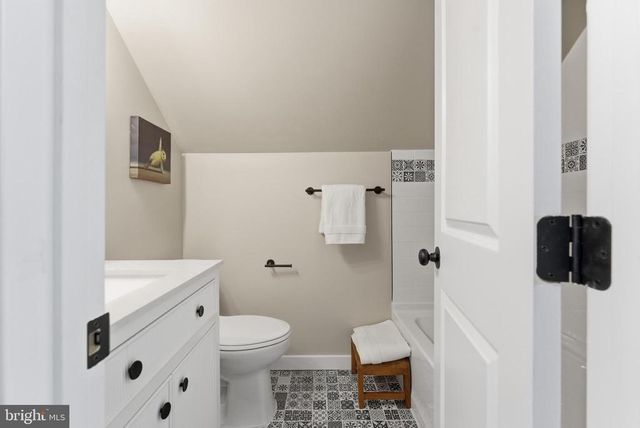 179 MANSFIELD ST, Fredericksburg, VA 22408