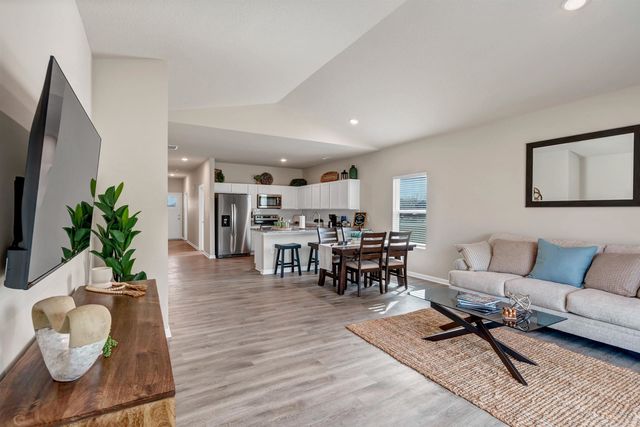 1798 W Redbud Lane, Goddard, KS 67052