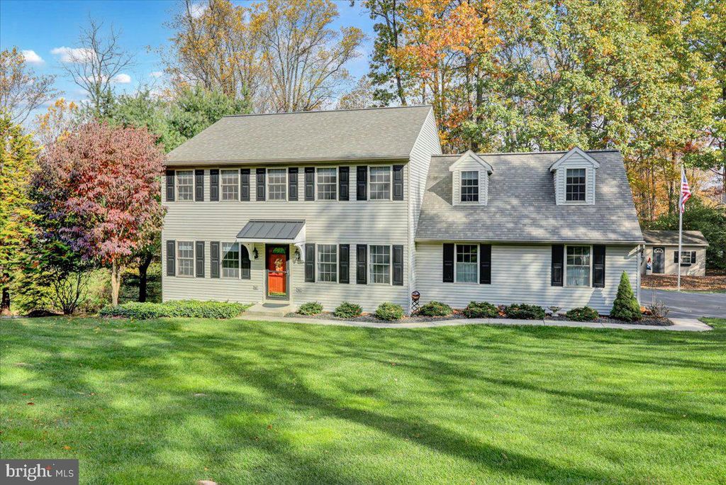 5065 CHERRYWOOD DR, Mohnton, PA 19540