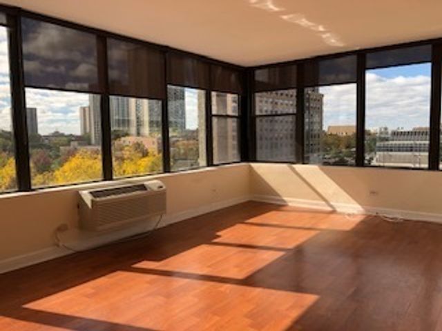 345 E Eastgate Place 203, Chicago, IL 60616