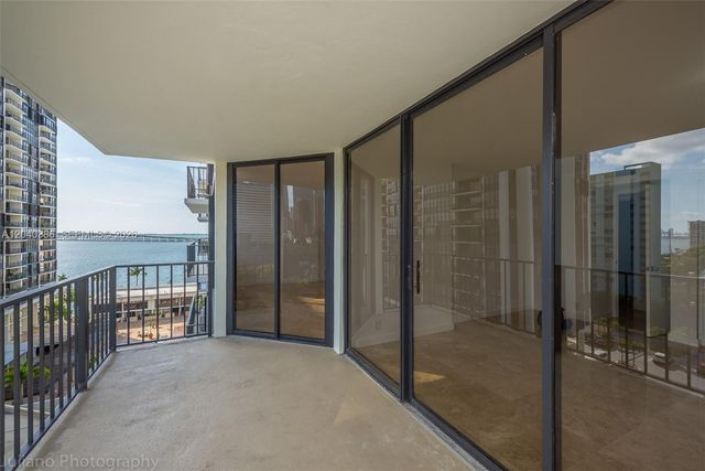 1901 Brickell Avenue B912, Miami, FL 33129