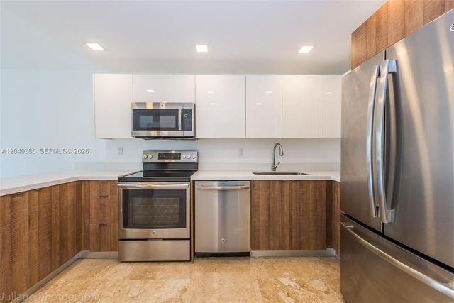 1901 Brickell Avenue B912, Miami, FL 33129