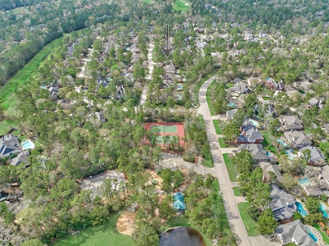 18 Gallant Oak Place, The Woodlands, TX 77381