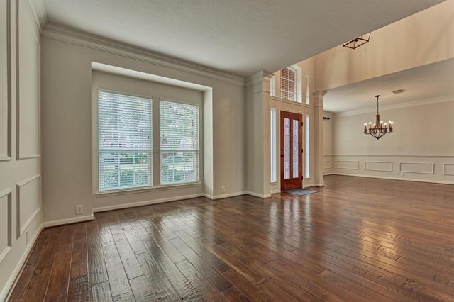 18 Gallant Oak Place, The Woodlands, TX 77381