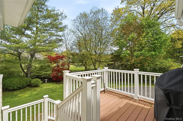 325 Frank Avenue, Mamaroneck, NY 10543