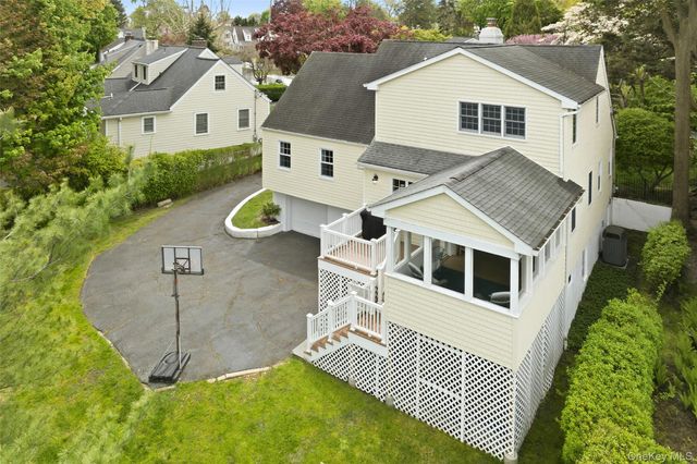 325 Frank Avenue, Mamaroneck, NY 10543
