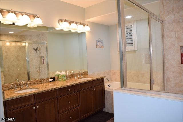 6661 Alden Woods 101, Naples, FL 34113