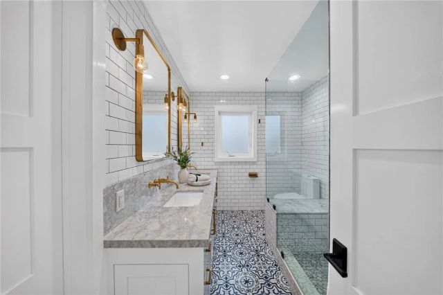1609 Ruth, Newport Beach, CA 92660