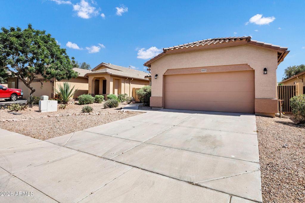 45071 W Yucca Lane, Maricopa, AZ 85139 — photo 2