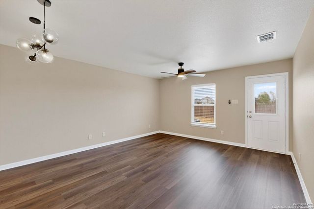 2854 Praline Ferry, Converse, TX 78109