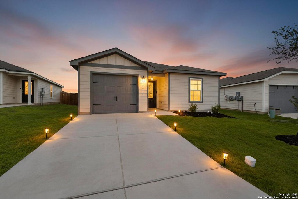 2854 Praline Ferry, Converse, TX 78109