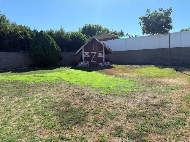 14726 Broadway, Whittier, CA 90604