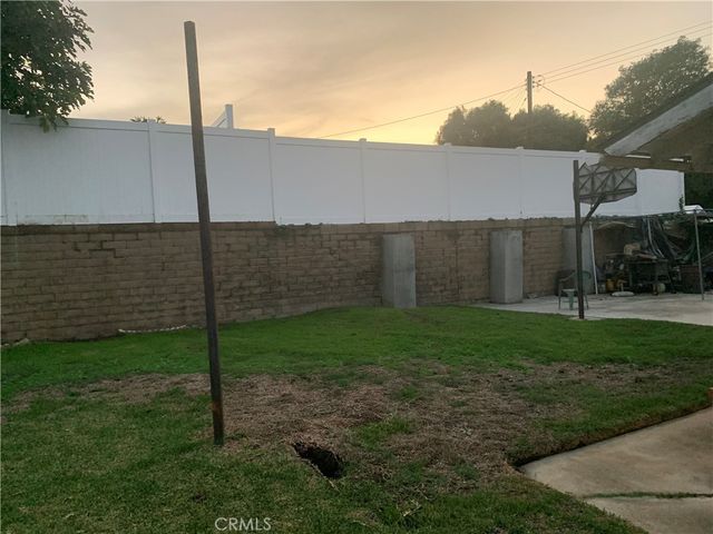 14726 Broadway, Whittier, CA 90604