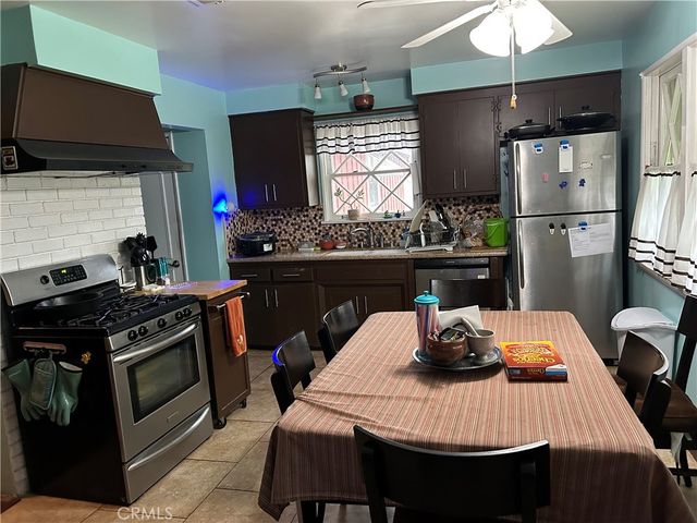 14726 Broadway, Whittier, CA 90604