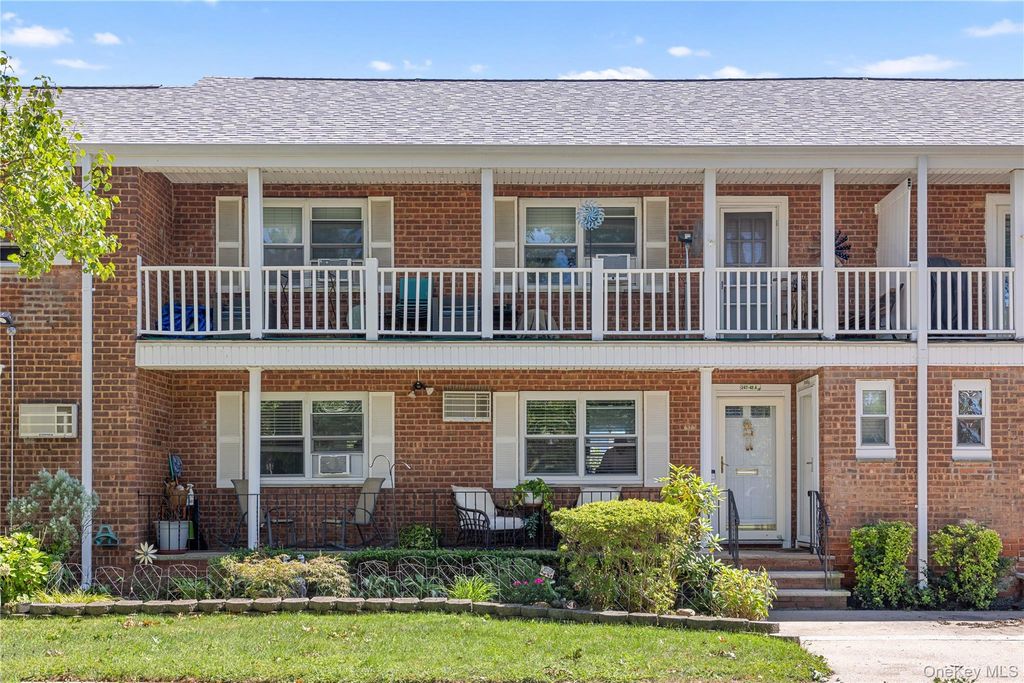 247-48 77th Crescent Lower, Bellerose, NY 11426 — photo 2