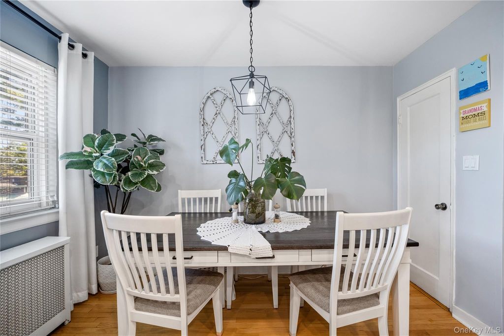 247-48 77th Crescent Lower, Bellerose, NY 11426 — photo 4
