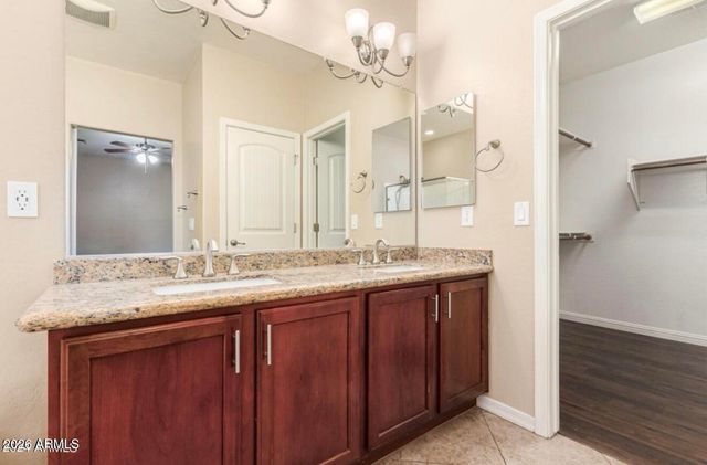 4706 S Twinleaf Drive, Gilbert, AZ 85297