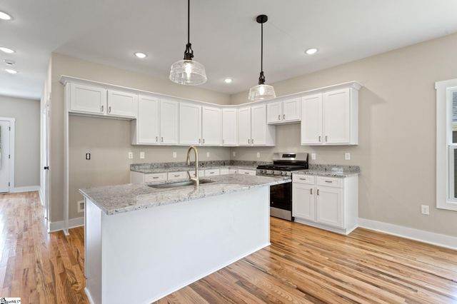 18 N Georgia Avenue, Greenville, SC 29611