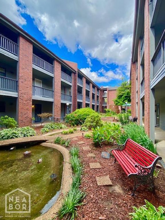 1300 S Church, Jonesboro, AR 72401