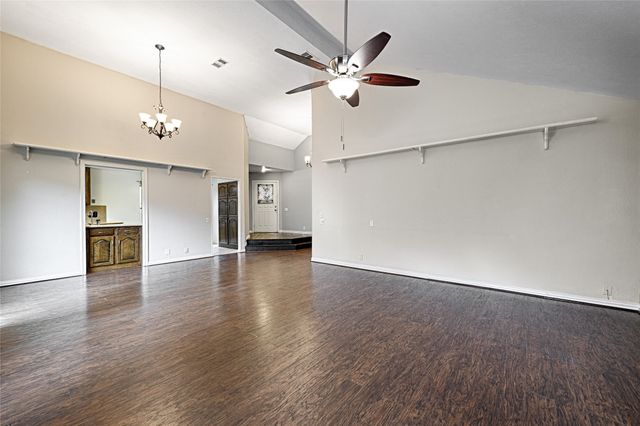 14900 Le Grande Drive, Addison, TX 75001
