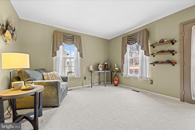 723 THORNHILL DR, Collegeville, PA 19426