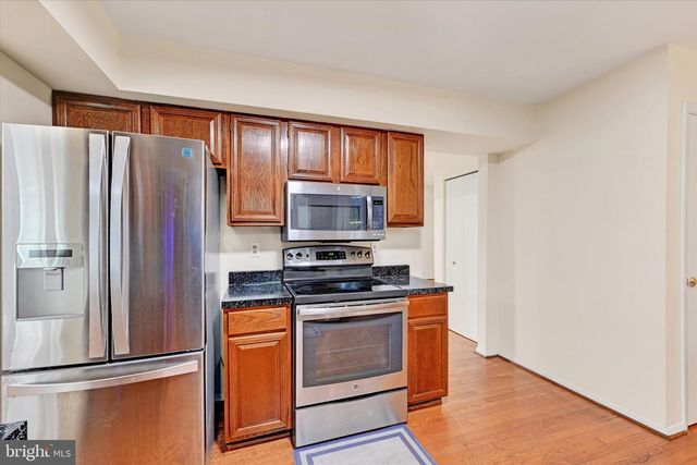 502 THERESA AVE, Essex, MD 21221